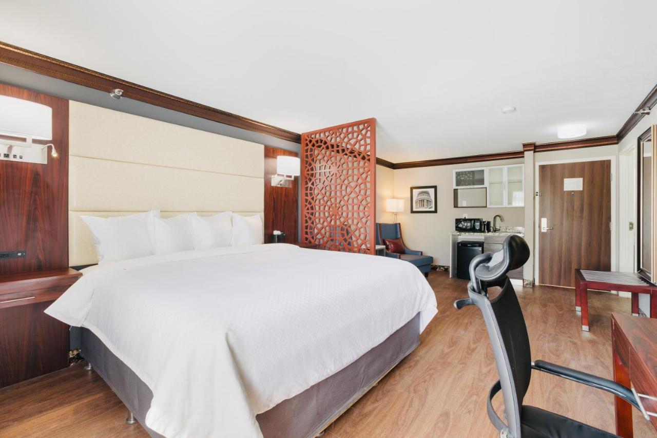 The Leo Collection Detroit, Ascend Hotel Collection Lincoln Park Extérieur photo