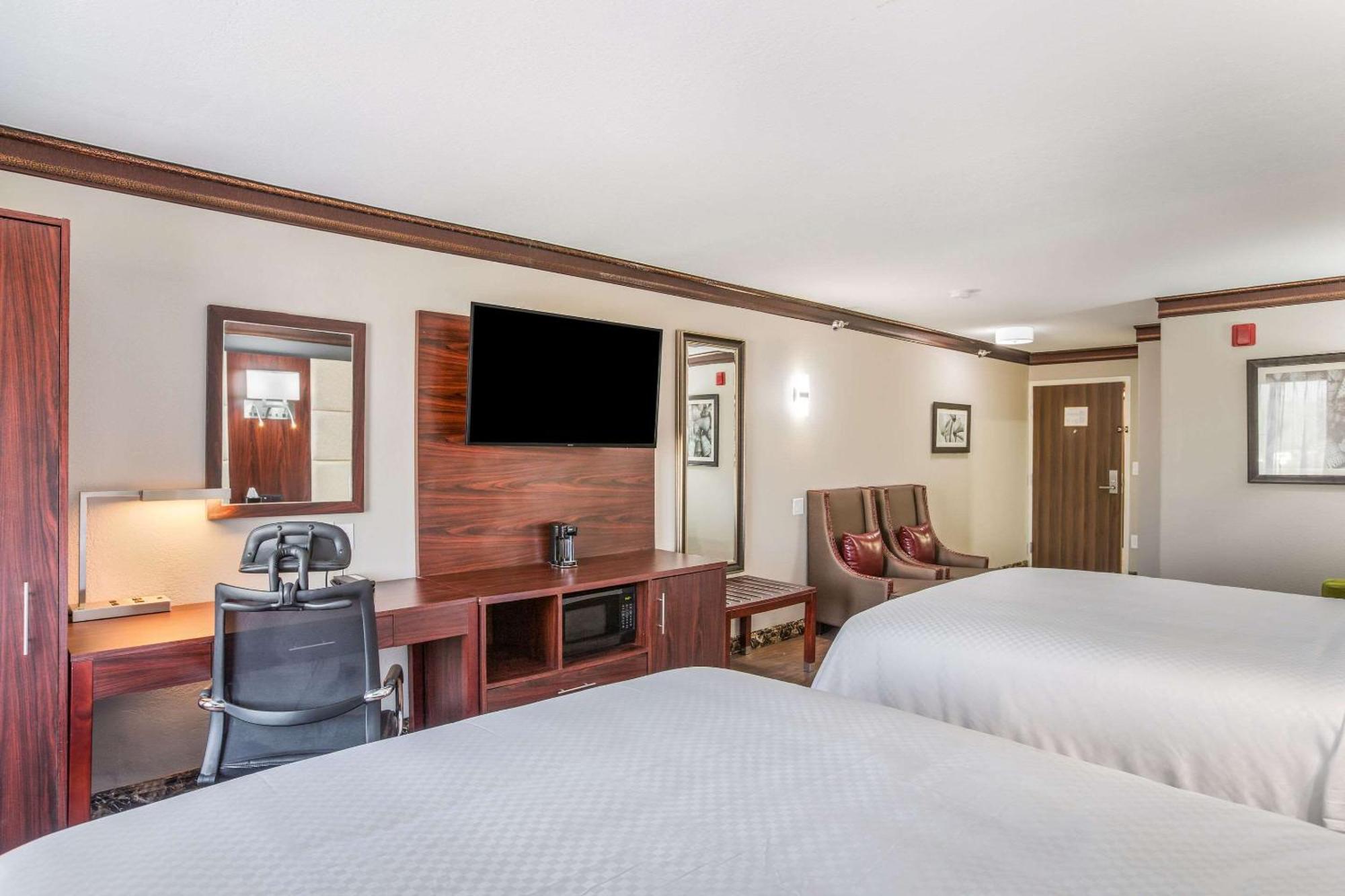 The Leo Collection Detroit, Ascend Hotel Collection Lincoln Park Extérieur photo