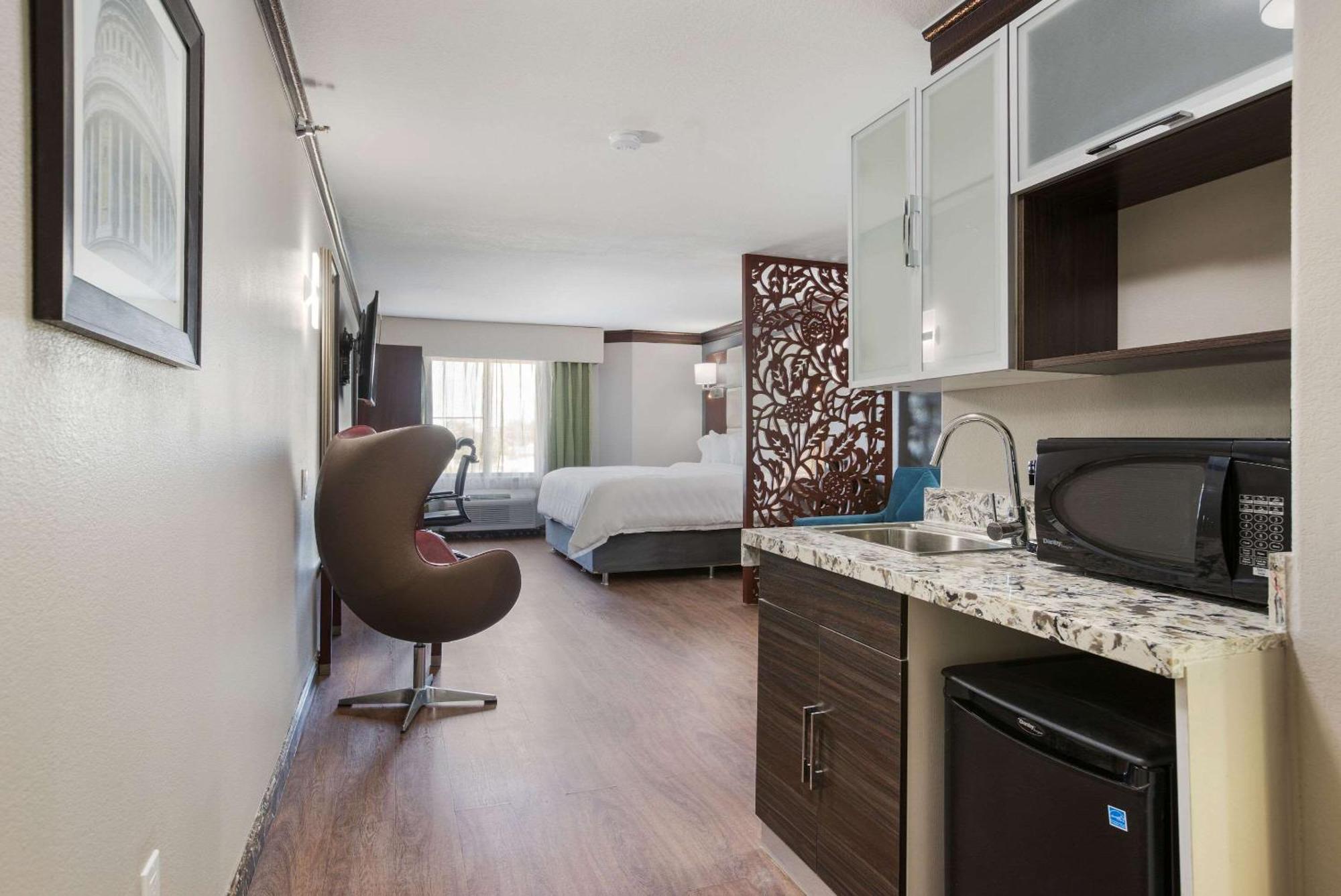 The Leo Collection Detroit, Ascend Hotel Collection Lincoln Park Extérieur photo